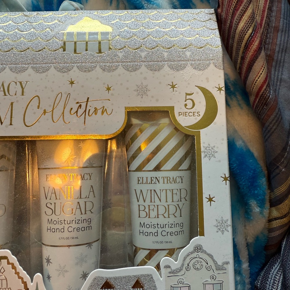 Ellen Tracy Moisturizing Hand Cream Set - Picture 2 of 5